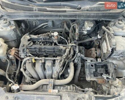 Серый Хендай Соната, объемом двигателя 2.36 л и пробегом 204 тыс. км за 6200 $, фото 2 на Automoto.ua