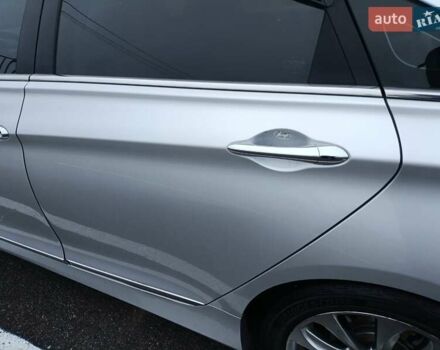 Серый Хендай Соната, объемом двигателя 2.36 л и пробегом 174 тыс. км за 9970 $, фото 21 на Automoto.ua