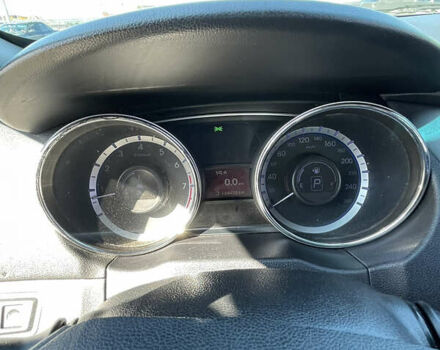 Серый Хендай Соната, объемом двигателя 2 л и пробегом 163 тыс. км за 7300 $, фото 6 на Automoto.ua