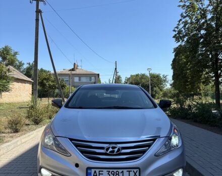 Серый Хендай Соната, объемом двигателя 2 л и пробегом 200 тыс. км за 6999 $, фото 1 на Automoto.ua