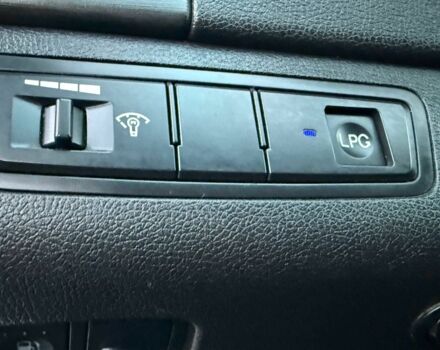 Сірий Хендай Соната, об'ємом двигуна 2 л та пробігом 216 тис. км за 8200 $, фото 12 на Automoto.ua