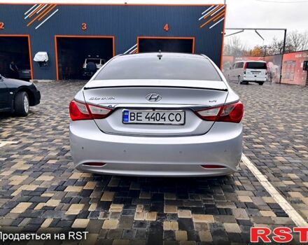 Серый Хендай Соната, объемом двигателя 2 л и пробегом 0 тыс. км за 8200 $, фото 3 на Automoto.ua