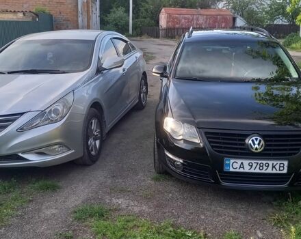 Серый Хендай Соната, объемом двигателя 2 л и пробегом 400 тыс. км за 7300 $, фото 6 на Automoto.ua