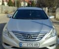Серый Хендай Соната, объемом двигателя 2.36 л и пробегом 208 тыс. км за 9300 $, фото 1 на Automoto.ua
