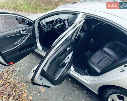 Серый Хендай Соната, объемом двигателя 2 л и пробегом 251 тыс. км за 6700 $, фото 9 на Automoto.ua