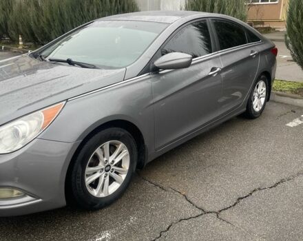 Серый Хендай Соната, объемом двигателя 2.4 л и пробегом 270 тыс. км за 7800 $, фото 3 на Automoto.ua