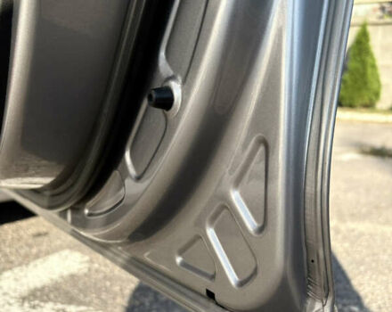 Сірий Хендай Соната, об'ємом двигуна 2.4 л та пробігом 207 тис. км за 10700 $, фото 25 на Automoto.ua