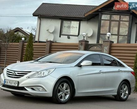 Серый Хендай Соната, объемом двигателя 2 л и пробегом 216 тыс. км за 8200 $, фото 9 на Automoto.ua