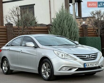 Серый Хендай Соната, объемом двигателя 2 л и пробегом 216 тыс. км за 8200 $, фото 16 на Automoto.ua