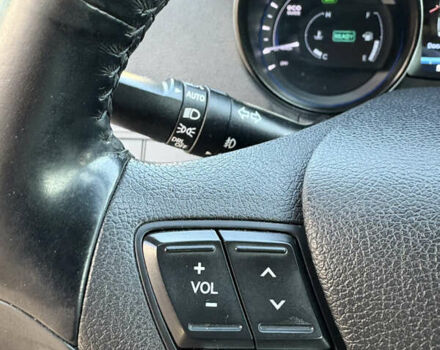 Сірий Хендай Соната, об'ємом двигуна 2.4 л та пробігом 207 тис. км за 10700 $, фото 19 на Automoto.ua