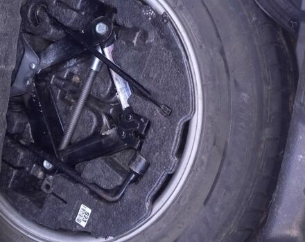 Серый Хендай Соната, объемом двигателя 2 л и пробегом 400 тыс. км за 7300 $, фото 4 на Automoto.ua