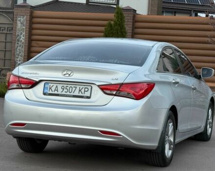 Сірий Хендай Соната, об'ємом двигуна 2 л та пробігом 216 тис. км за 8200 $, фото 8 на Automoto.ua