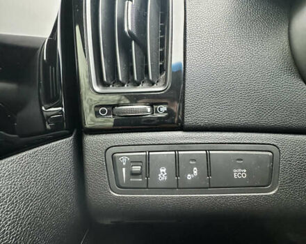 Сірий Хендай Соната, об'ємом двигуна 2.4 л та пробігом 113 тис. км за 10300 $, фото 3 на Automoto.ua