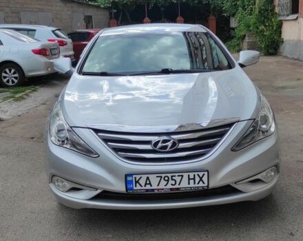 Сірий Хендай Соната, об'ємом двигуна 2 л та пробігом 461 тис. км за 7200 $, фото 2 на Automoto.ua