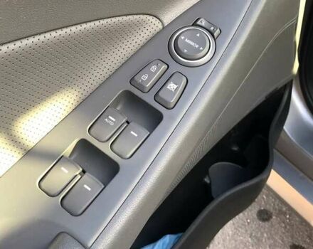 Серый Хендай Соната, объемом двигателя 2.36 л и пробегом 250 тыс. км за 9999 $, фото 28 на Automoto.ua