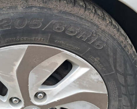 Серый Хендай Соната, объемом двигателя 2.36 л и пробегом 326 тыс. км за 7800 $, фото 12 на Automoto.ua