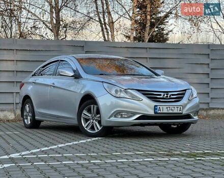Серый Хендай Соната, объемом двигателя 2 л и пробегом 185 тыс. км за 8100 $, фото 2 на Automoto.ua