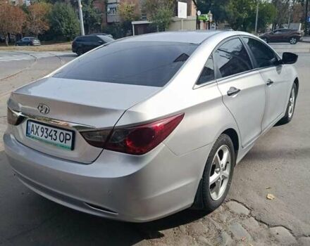 Хендай Соната 2013 в Харькове на Automoto.ua Серый Хендай Соната, объемом двигателя 2 л и пробегом 225 тыс. км за 8000 $, фото 7 на Automoto.ua