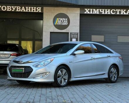 Хендай Соната 2013 у Одесі на Automoto.ua Сірий Хендай Соната, об'ємом двигуна 2.4 л та пробігом 220 тис. км за 9900 $, фото 1 на Automoto.ua