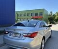 Серый Хендай Соната, объемом двигателя 2 л и пробегом 200 тыс. км за 6999 $, фото 4 на Automoto.ua