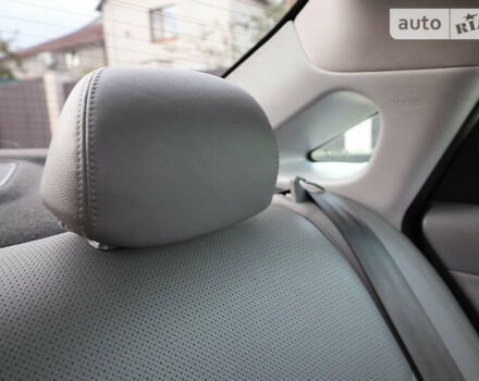 Серый Хендай Соната, объемом двигателя 2.36 л и пробегом 165 тыс. км за 9000 $, фото 20 на Automoto.ua