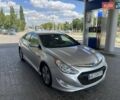 Сірий Хендай Соната, об'ємом двигуна 2.36 л та пробігом 172 тис. км за 9999 $, фото 4 на Automoto.ua