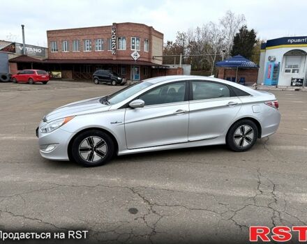 Сірий Хендай Соната, об'ємом двигуна 2.4 л та пробігом 183 тис. км за 9000 $, фото 4 на Automoto.ua