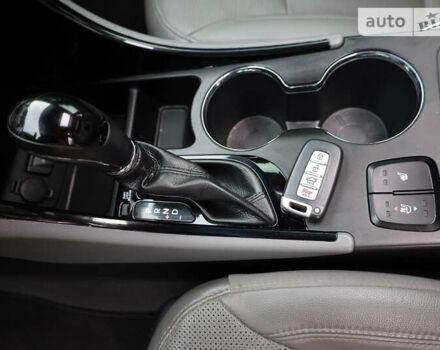 Серый Хендай Соната, объемом двигателя 2.36 л и пробегом 165 тыс. км за 9000 $, фото 31 на Automoto.ua