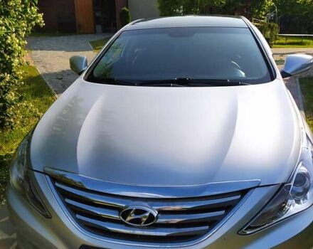 Сірий Хендай Соната, об'ємом двигуна 2 л та пробігом 195 тис. км за 9800 $, фото 8 на Automoto.ua