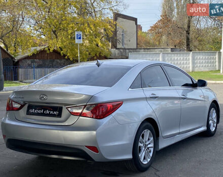 Хендай Соната 2013 у Миколаєві на Automoto.ua Сірий Хендай Соната, об'ємом двигуна 2.4 л та пробігом 151 тис. км за 8099 $, фото 5 на Automoto.ua