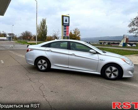 Сірий Хендай Соната, об'ємом двигуна 2.4 л та пробігом 183 тис. км за 9000 $, фото 2 на Automoto.ua