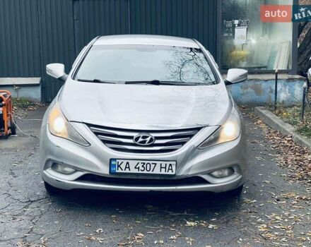 Серый Хендай Соната, объемом двигателя 2 л и пробегом 251 тыс. км за 6700 $, фото 1 на Automoto.ua