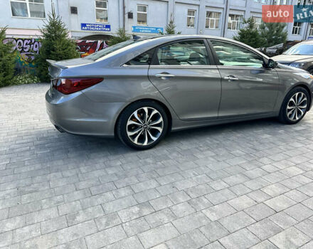Серый Хендай Соната, объемом двигателя 2 л и пробегом 347 тыс. км за 10900 $, фото 19 на Automoto.ua