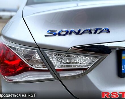 Сірий Хендай Соната, об'ємом двигуна 2.4 л та пробігом 183 тис. км за 9000 $, фото 10 на Automoto.ua