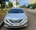 Хендай Соната 2013 в Киеве на Automoto.ua Серый Хендай Соната, объемом двигателя 2 л и пробегом 670 тыс. км за 4900 $, фото 10 на Automoto.ua