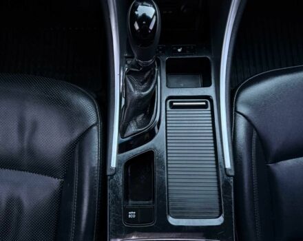 Сірий Хендай Соната, об'ємом двигуна 2 л та пробігом 216 тис. км за 8200 $, фото 21 на Automoto.ua