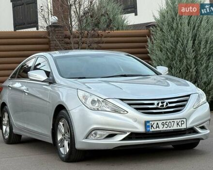 Серый Хендай Соната, объемом двигателя 2 л и пробегом 216 тыс. км за 8200 $, фото 13 на Automoto.ua