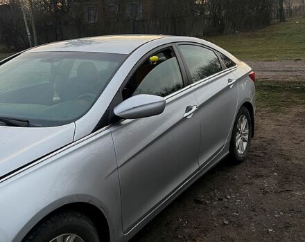 Сірий Хендай Соната, об'ємом двигуна 2.4 л та пробігом 170 тис. км за 8200 $, фото 2 на Automoto.ua