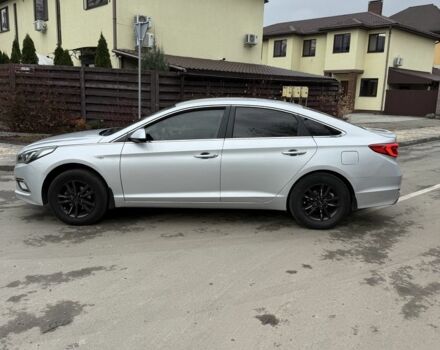 Серый Хендай Соната, объемом двигателя 2 л и пробегом 220 тыс. км за 6700 $, фото 7 на Automoto.ua