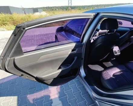 Сірий Хендай Соната, об'ємом двигуна 2 л та пробігом 230 тис. км за 9999 $, фото 26 на Automoto.ua