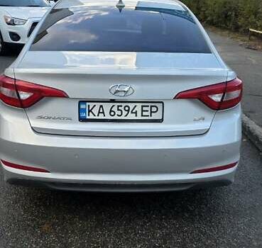 Серый Хендай Соната, объемом двигателя 2 л и пробегом 434 тыс. км за 9400 $, фото 1 на Automoto.ua