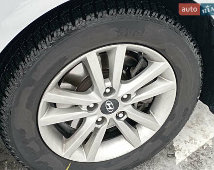 Сірий Хендай Соната, об'ємом двигуна 2.36 л та пробігом 200 тис. км за 7700 $, фото 15 на Automoto.ua