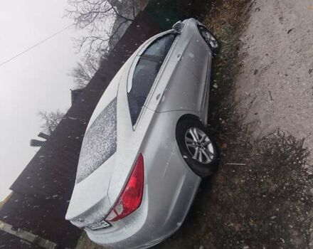 Серый Хендай Соната, объемом двигателя 2 л и пробегом 460 тыс. км за 5500 $, фото 2 на Automoto.ua