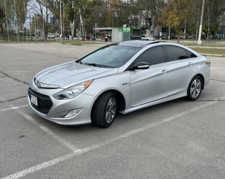 Хендай Соната 2014 у Запоріжжя на Automoto.ua Сірий Хендай Соната, об'ємом двигуна 2.4 л та пробігом 187 тис. км за 11000 $, фото 3 на Automoto.ua