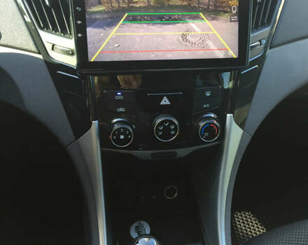 Серый Хендай Соната, объемом двигателя 2.36 л и пробегом 160 тыс. км за 8900 $, фото 10 на Automoto.ua