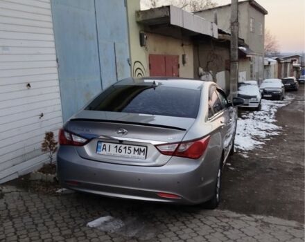 Серый Хендай Соната, объемом двигателя 2 л и пробегом 270 тыс. км за 8800 $, фото 2 на Automoto.ua