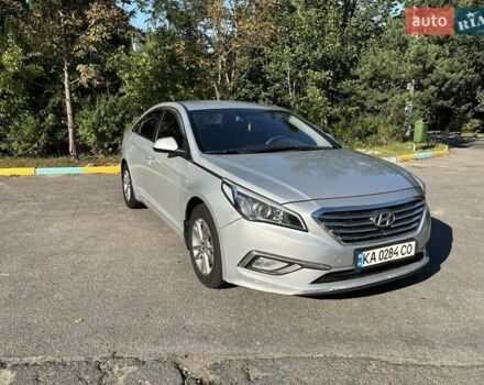 Сірий Хендай Соната, об'ємом двигуна 2 л та пробігом 351 тис. км за 8600 $, фото 4 на Automoto.ua