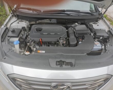 Серый Хендай Соната, объемом двигателя 2.4 л и пробегом 70 тыс. км за 11000 $, фото 10 на Automoto.ua