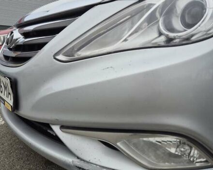 Серый Хендай Соната, объемом двигателя 2 л и пробегом 246 тыс. км за 6800 $, фото 17 на Automoto.ua