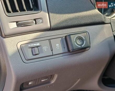 Сірий Хендай Соната, об'ємом двигуна 2.4 л та пробігом 207 тис. км за 11290 $, фото 26 на Automoto.ua